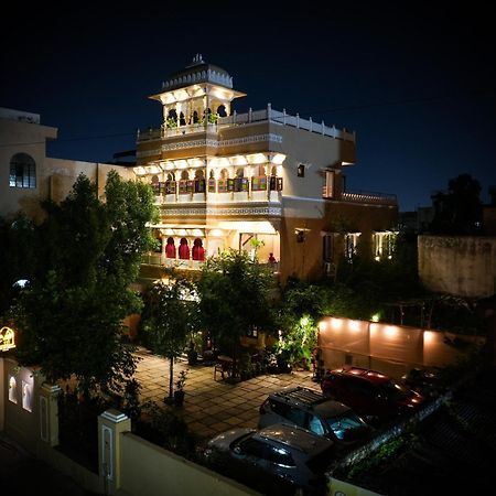 Petal Of Mewar - A Luxury Boutique Hotel Udaipur Exterior photo