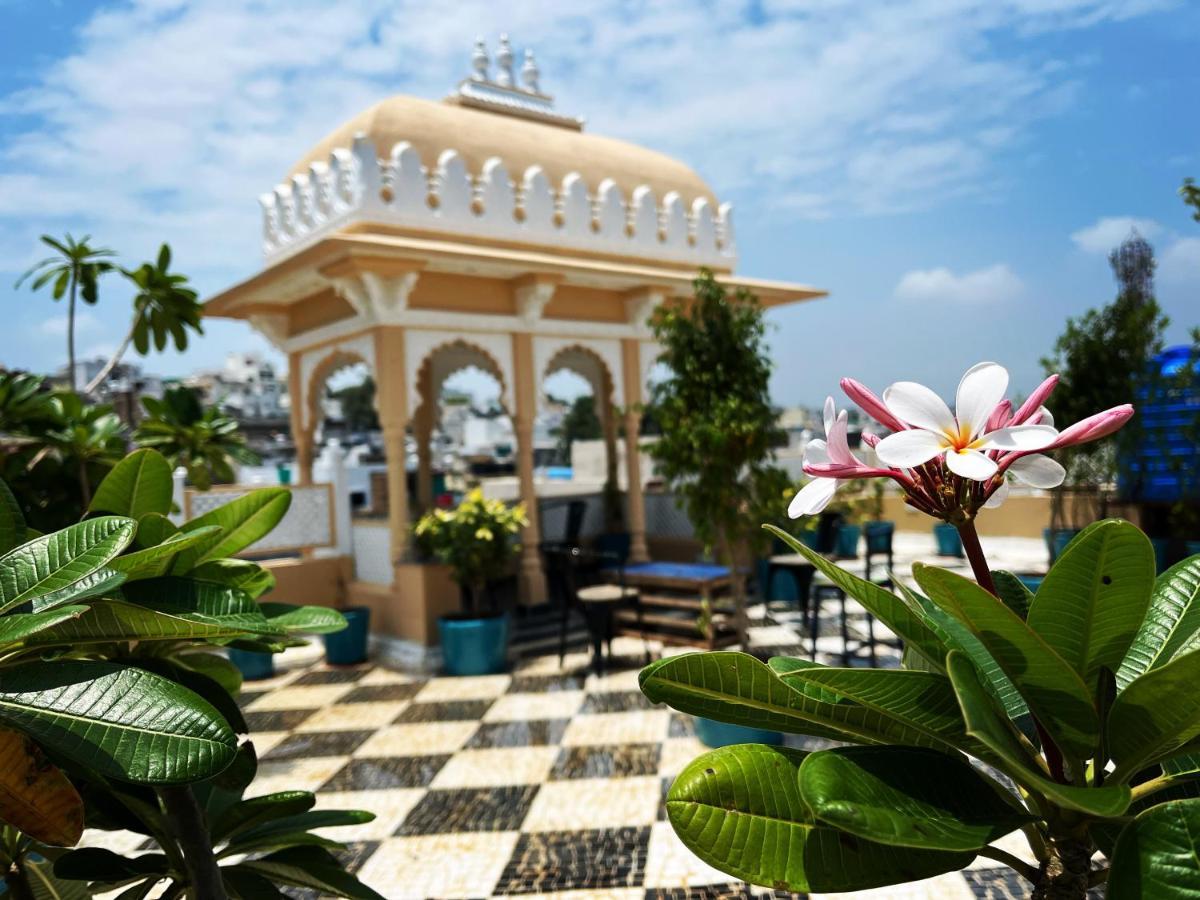 Petal Of Mewar - A Luxury Boutique Hotel Udaipur Exterior photo