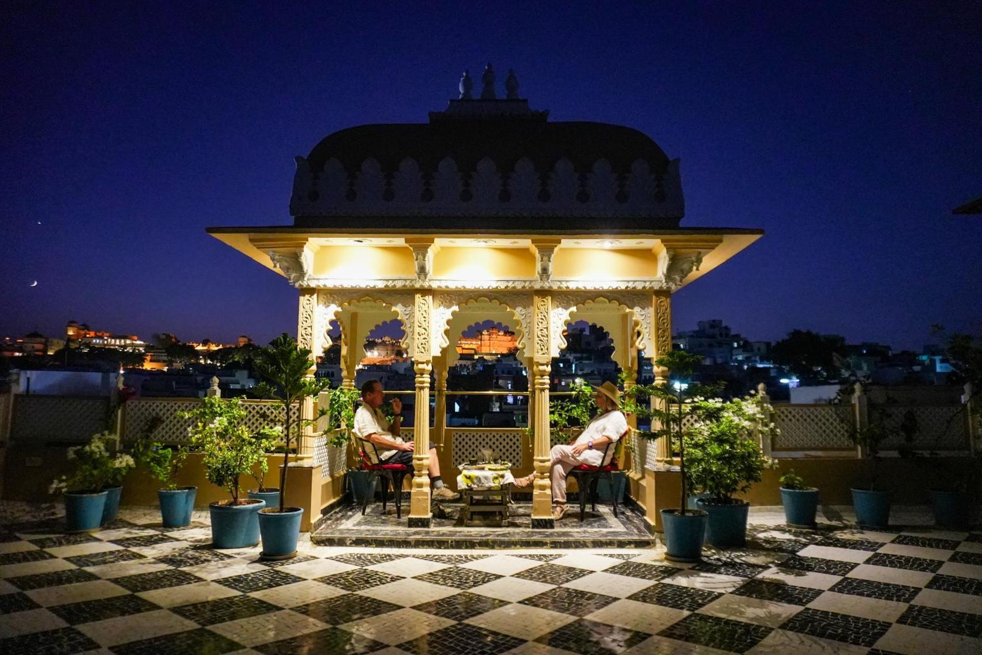 Petal Of Mewar - A Luxury Boutique Hotel Udaipur Exterior photo